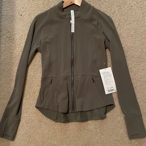Lululemon Ease Jacket - 8 - NWT